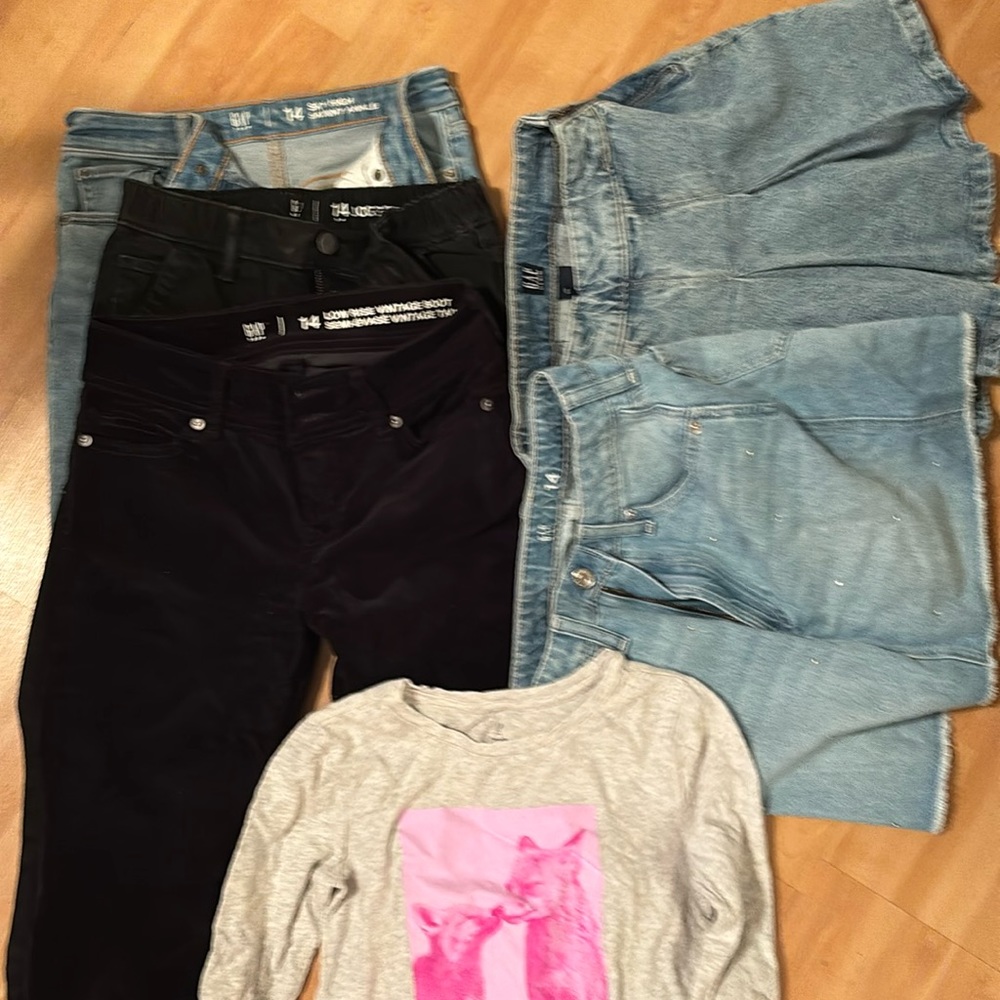 Gap bundle Girl size 14: three jeans, two jean skirts, top L